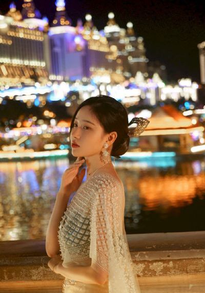 孤独的幸存者电影高清在线观看_720电影在线看