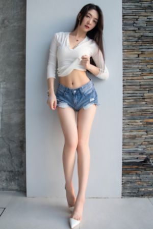 女大学生的秘密兼职工作_BD英语高清在线