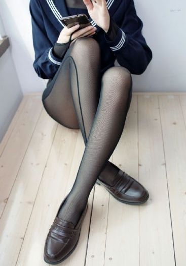 保险女王和她的商业秘密中文译版_BD免费播放